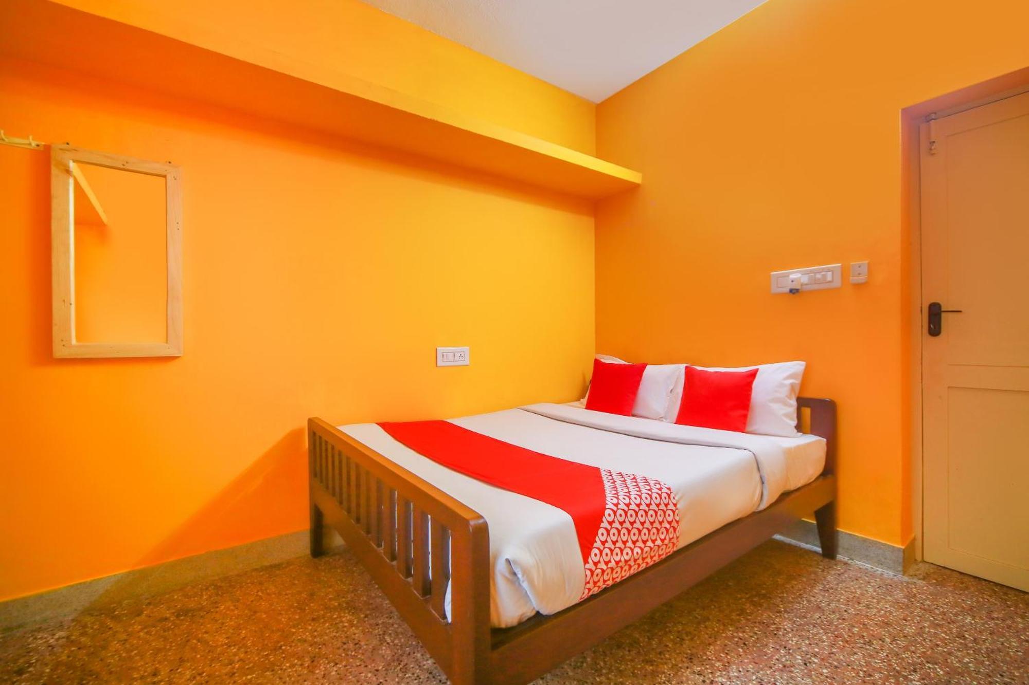 Hotel O Sona Residency ポンディシェリ エクステリア 写真